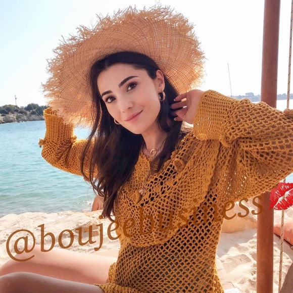 Zara Sweaters - ZARA Ruffled Crocheted Sweater